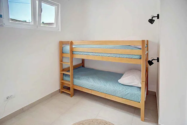 Zwei-Zimmer-Wohnung mit großer Terrasse und Garten, nur 20 Meter vom Strand entfernt! — photo 10